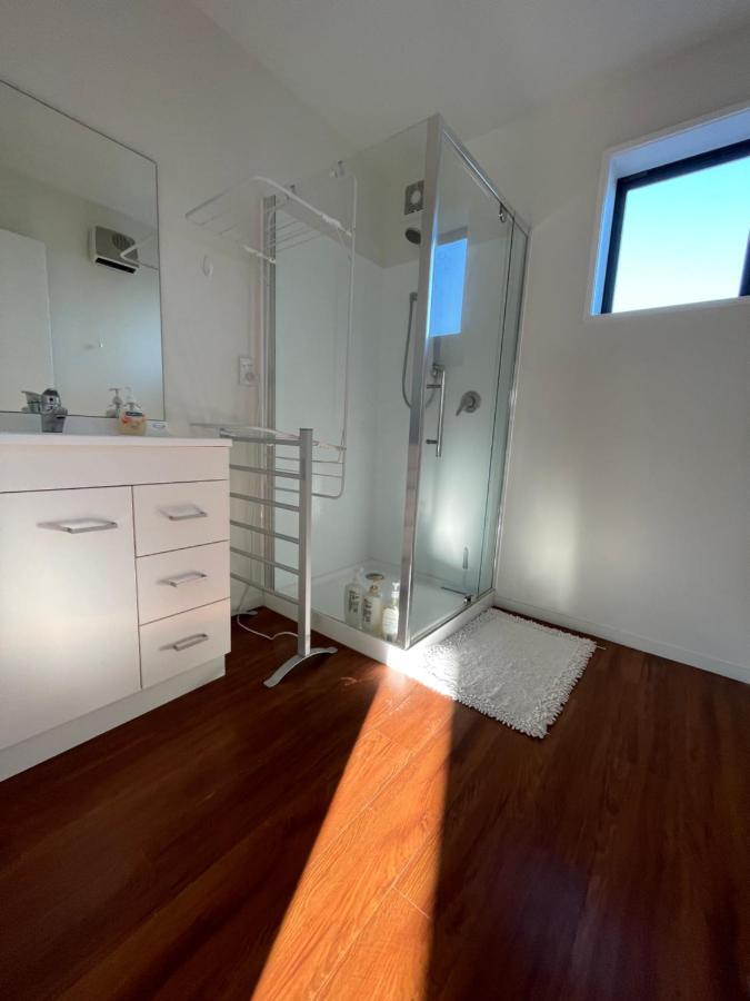 Апартаменти Quiet, New, Sunny Cnzhouse On Upstairs Near Cbd Крайстчерч Екстер'єр фото